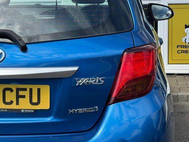 Toyota Yaris Icon Silver #57