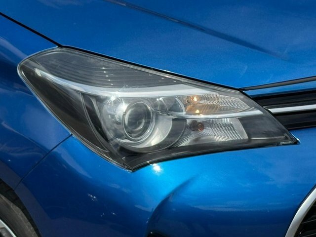 Toyota Yaris Icon Silver #51