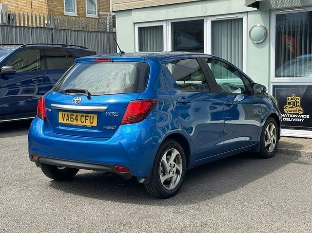 Toyota Yaris Icon Silver #26