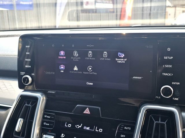 Kia Sorento 1.6 T-gdi 13.8Kwh 4 Suv Plug-in Hybrid Grey #4