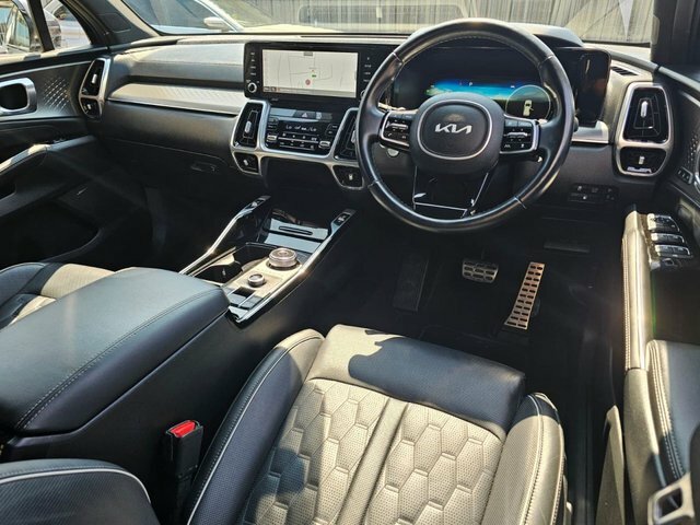 Kia Sorento 1.6 T-gdi 13.8Kwh 4 Suv Plug-in Hybrid Grey #5