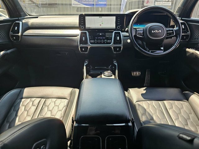 Kia Sorento 1.6 T-gdi 13.8Kwh 4 Suv Plug-in Hybrid Grey #6
