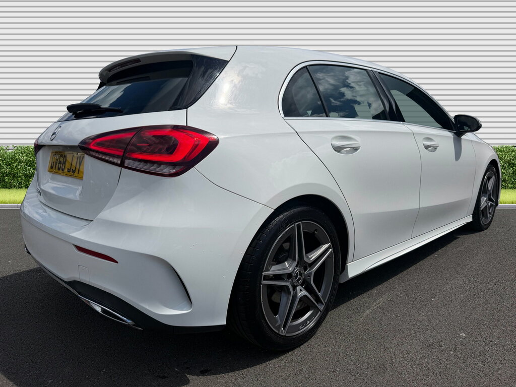 Mercedes-Benz A Class 1.5 A180d Amg Line Hatchback 7G-dct Eur GV68JJY White #2
