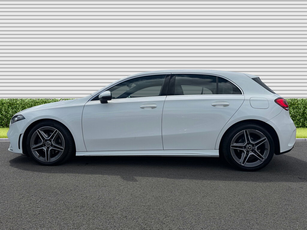 Mercedes-Benz A Class 1.5 A180d Amg Line Hatchback 7G-dct Eur GV68JJY White #4