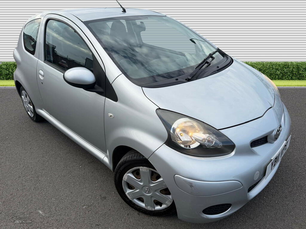 Toyota Aygo Vvt-i Go White #10