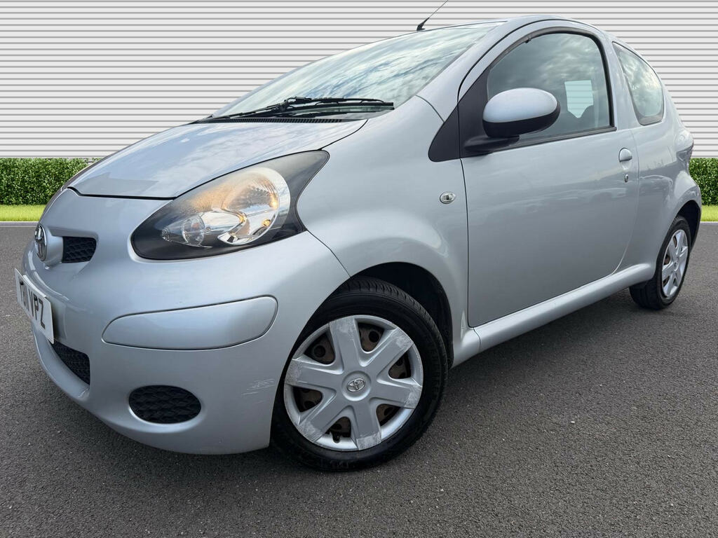 Toyota Aygo Vvt-i Go White #12