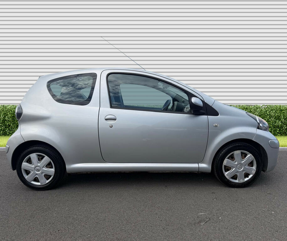 Toyota Aygo 1.0 Vvt-i Ice Hatchback Euro 5 Silver #3