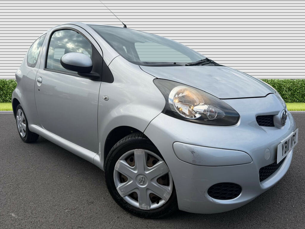 Toyota Aygo Vvt-i Go White #11