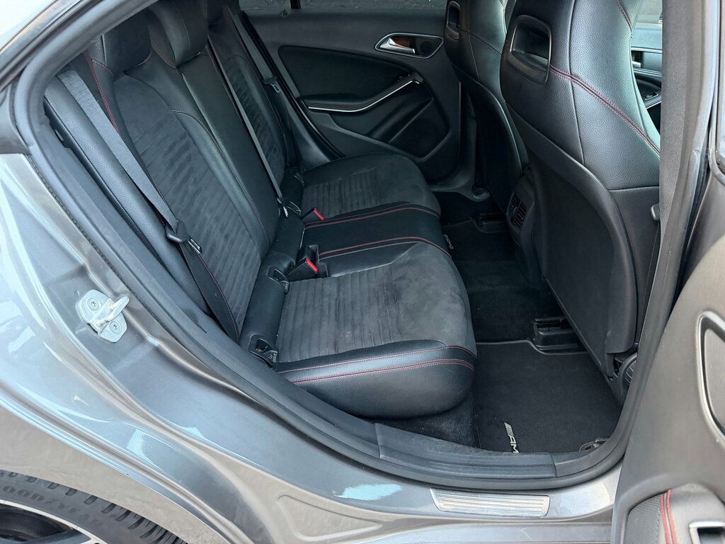 Mercedes-Benz CLA Class Saloon Black #16