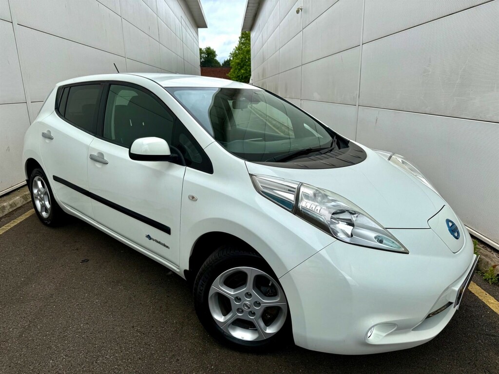 Nissan Leaf 24Kwh Acenta Hatchback 107 Bhp White