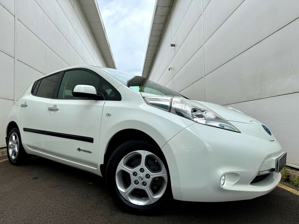 Nissan Leaf 24Kwh Acenta Hatchback 107 Bhp White #3