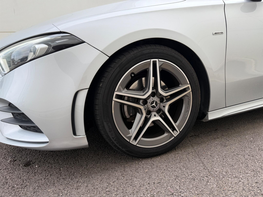 Mercedes-Benz A Class 1.3 A200 Amg Line Hatchback Euro Black #12