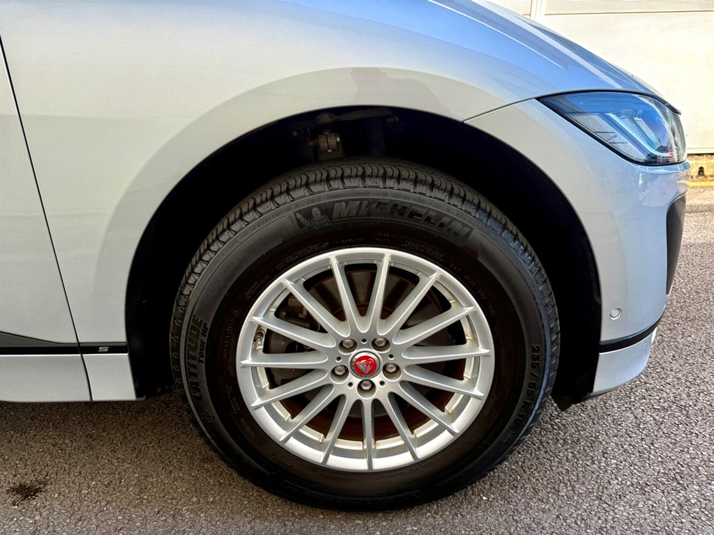 Jaguar I-Pace Ev400 Se Red #19