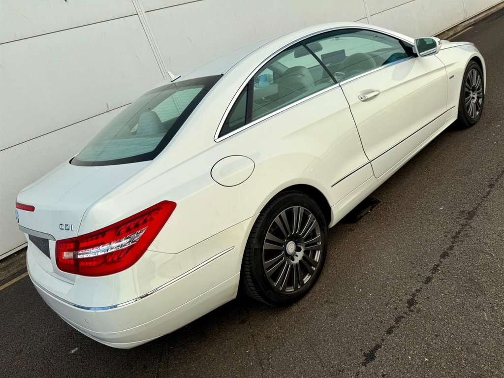 Mercedes-Benz E Class 3.0 E320 Cdi Avantgarde G-tronic Silver #7