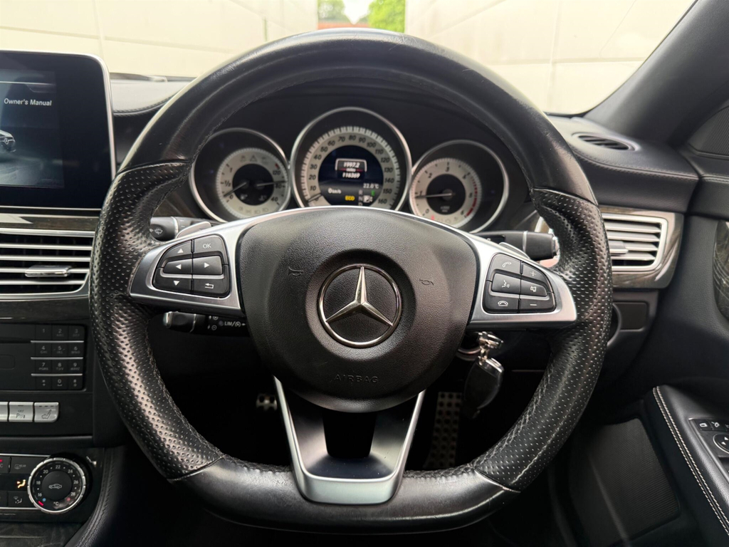 Mercedes-Benz CLS Amg Line Black #33