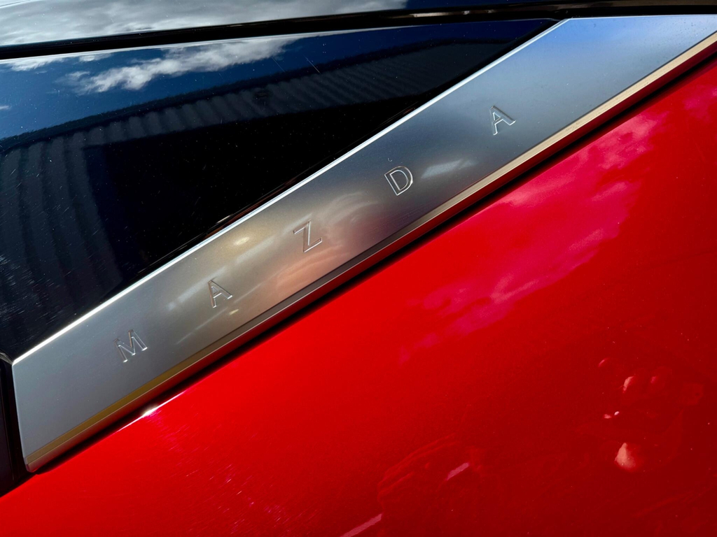 Mazda MX-30 125Kw R-ev Makoto Red #35