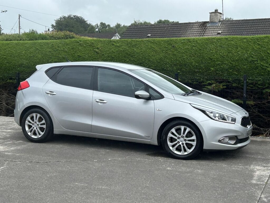 Kia Ceed Hatchback Silver #3