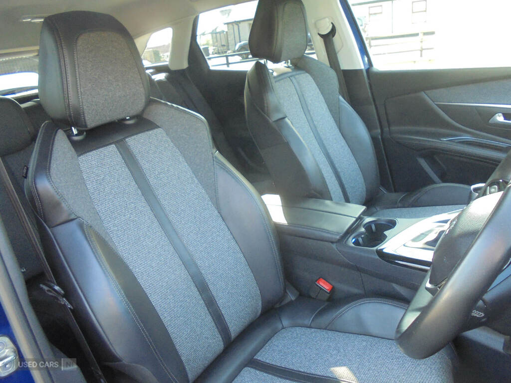 Peugeot 3008 1.6 Bluehdi 120 Allure Blue #6