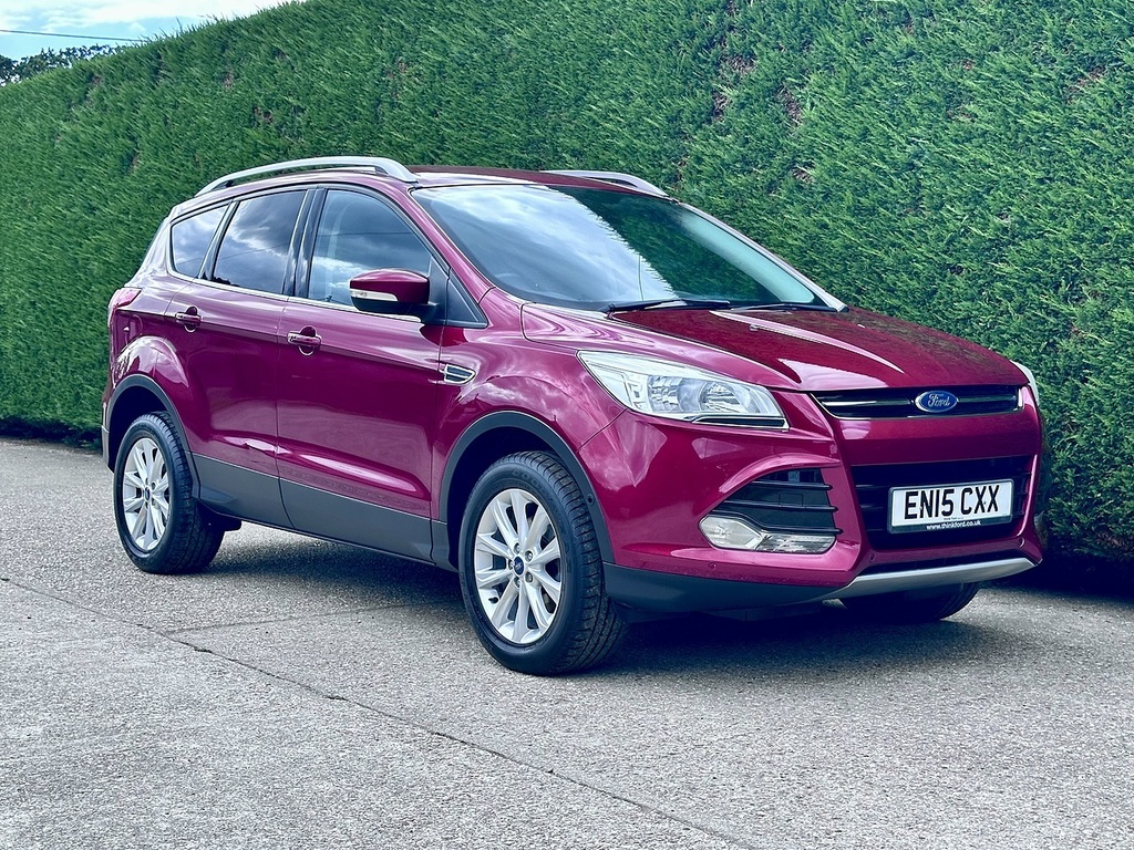 Ford Kuga 1.5T Ecoboost Titanium Suv 2Wd E Red