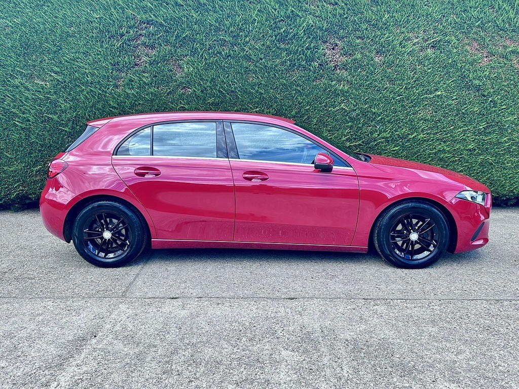 Mercedes-Benz A Class A180d Se Red #5