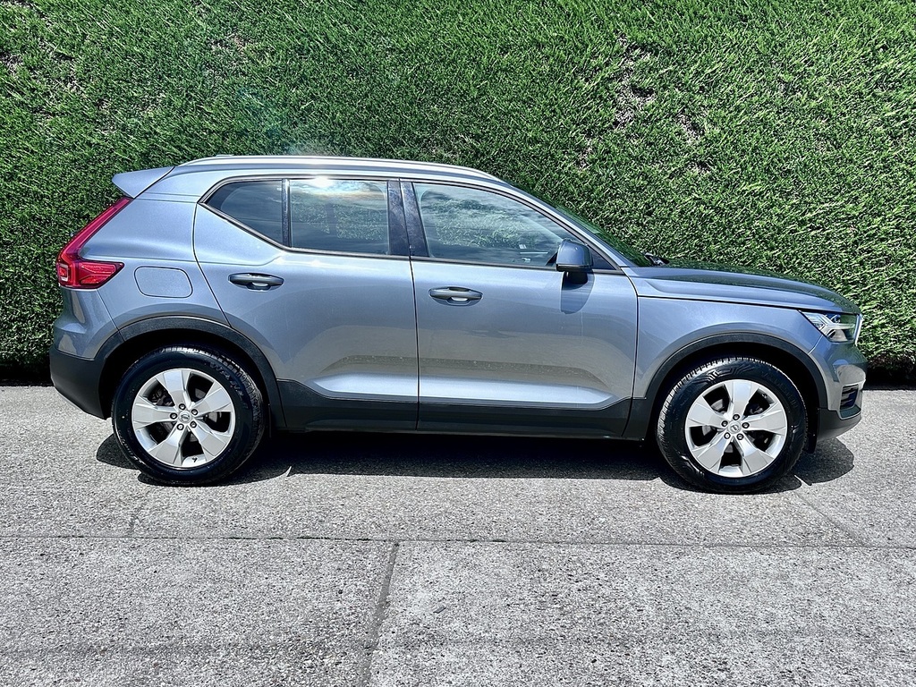 Volvo XC40 D3 Momentum Grey #4