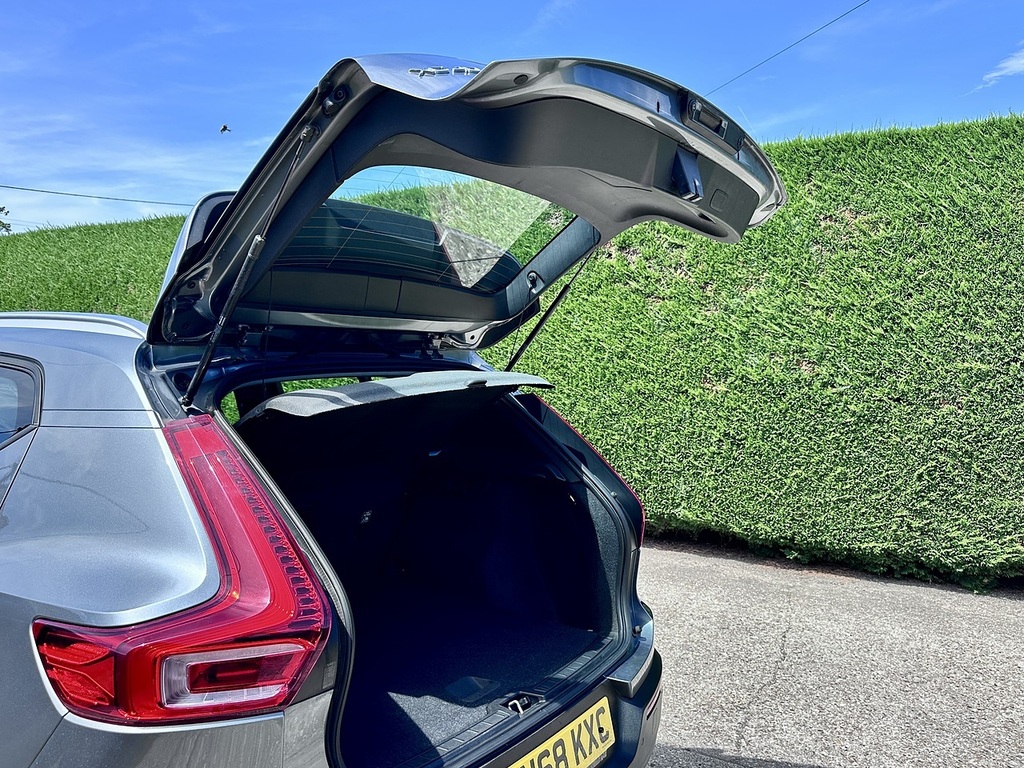 Volvo XC40 T5 Awd Inscription Sunroof, 360 Camera, Blis Black #13