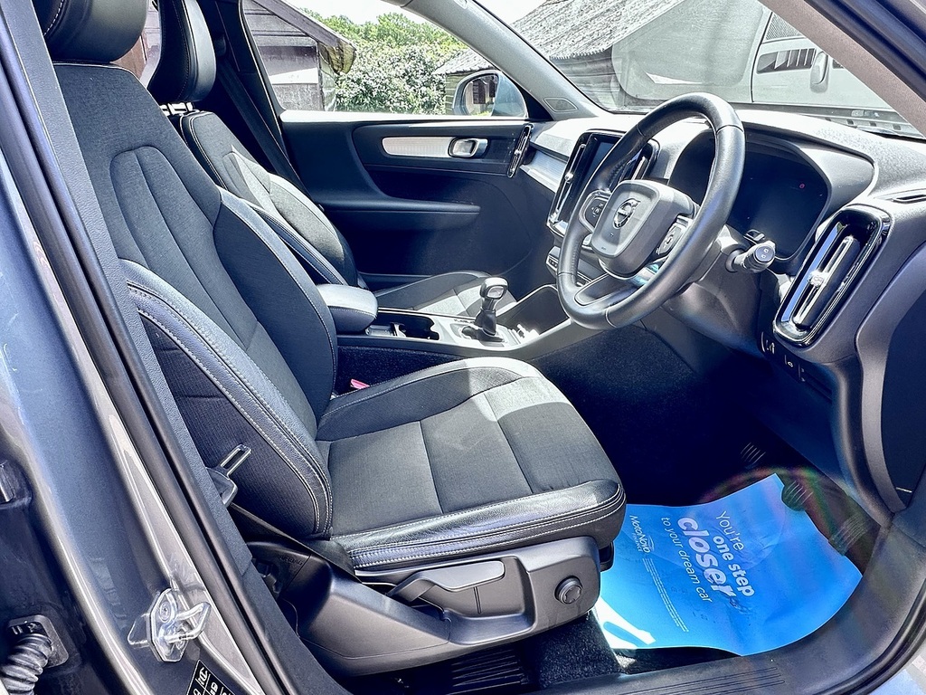 Volvo XC40 T5 Awd Inscription Sunroof, 360 Camera, Blis Black #16