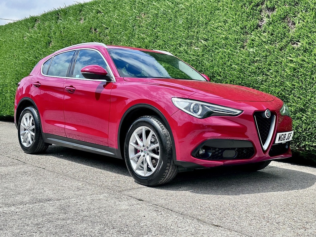 Alfa Romeo Stelvio 2.2 Td Speciale Suv Q4 Awd Euro 6 Red