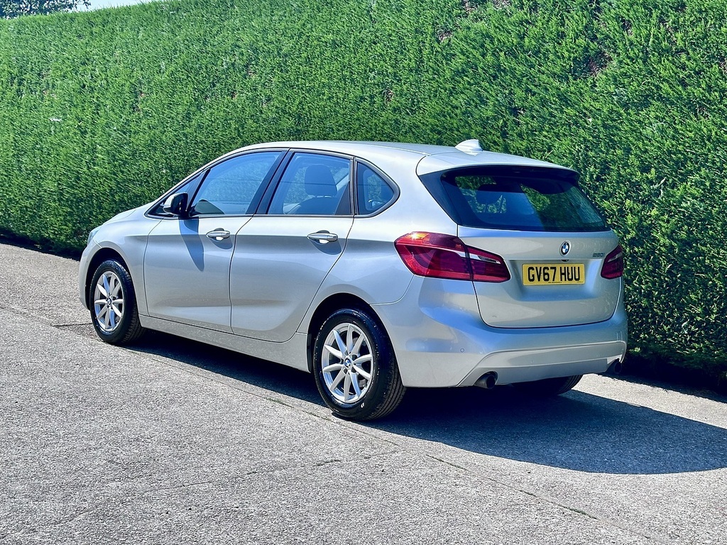 BMW 2 Series Active Tourer Active Tourer Black #12