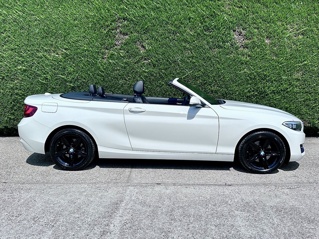 BMW 2 Series 2.0 220I Sport Convertible Euro White #5