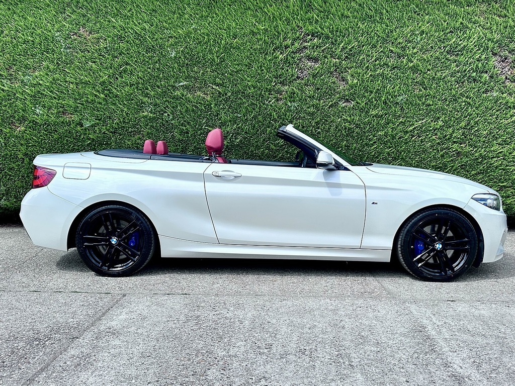 BMW 2 Series 220D M Sport White #3
