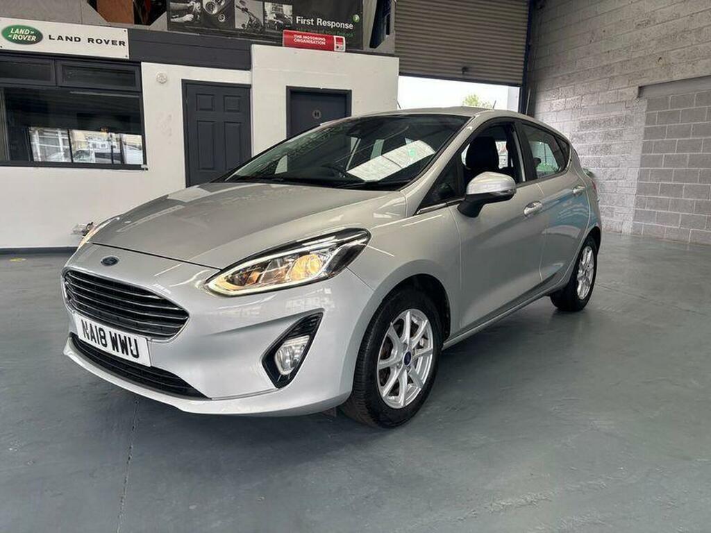 Ford Fiesta Hatchback 1.1 Ti-vct Zetec Euro 6 Ss 2018 NA18WWU Silver #4