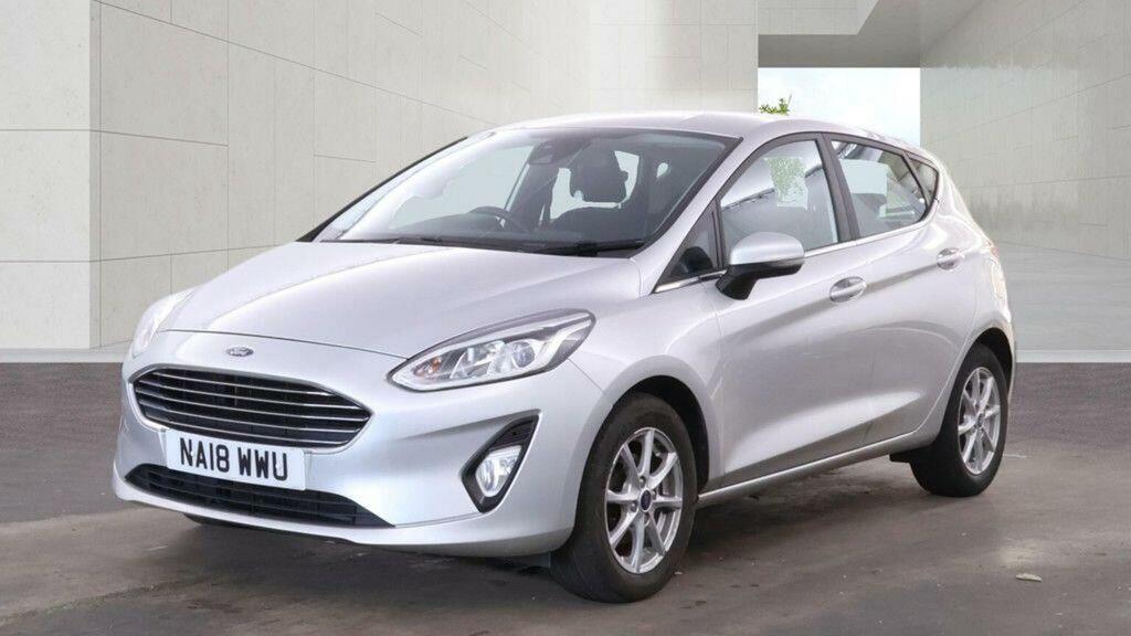 Ford Fiesta Hatchback 1.1 Ti-vct Zetec Euro 6 Ss 2018 Silver #2