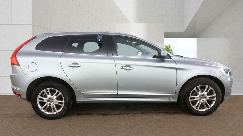 Volvo XC60 2.4 D5 Se Lux Nav Geartronic Awd Euro 5 Silver #5
