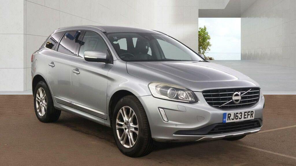 Volvo XC60 2.4 D5 Se Lux Nav Geartronic Awd Euro 5 Silver