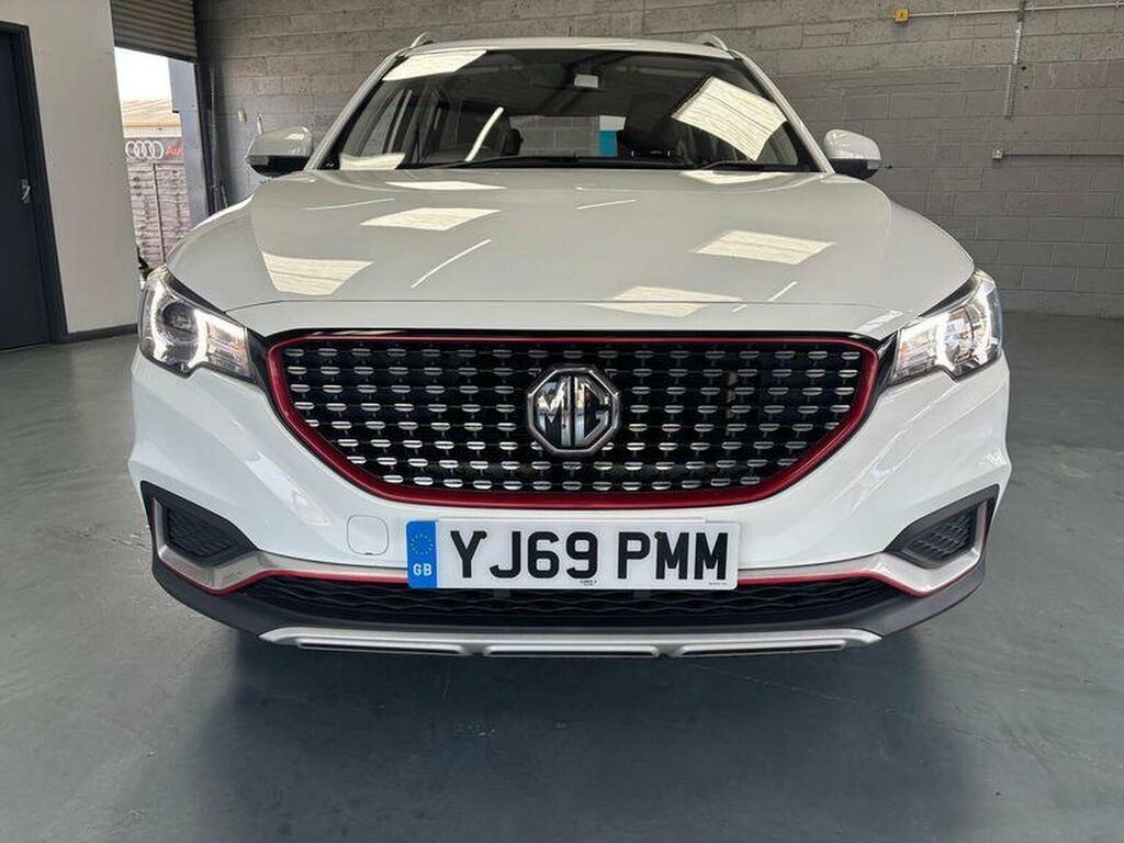 MG ZS Suv 1.5 Vti-tech Limited Edition Euro 6 Ss YJ69PMM White #2