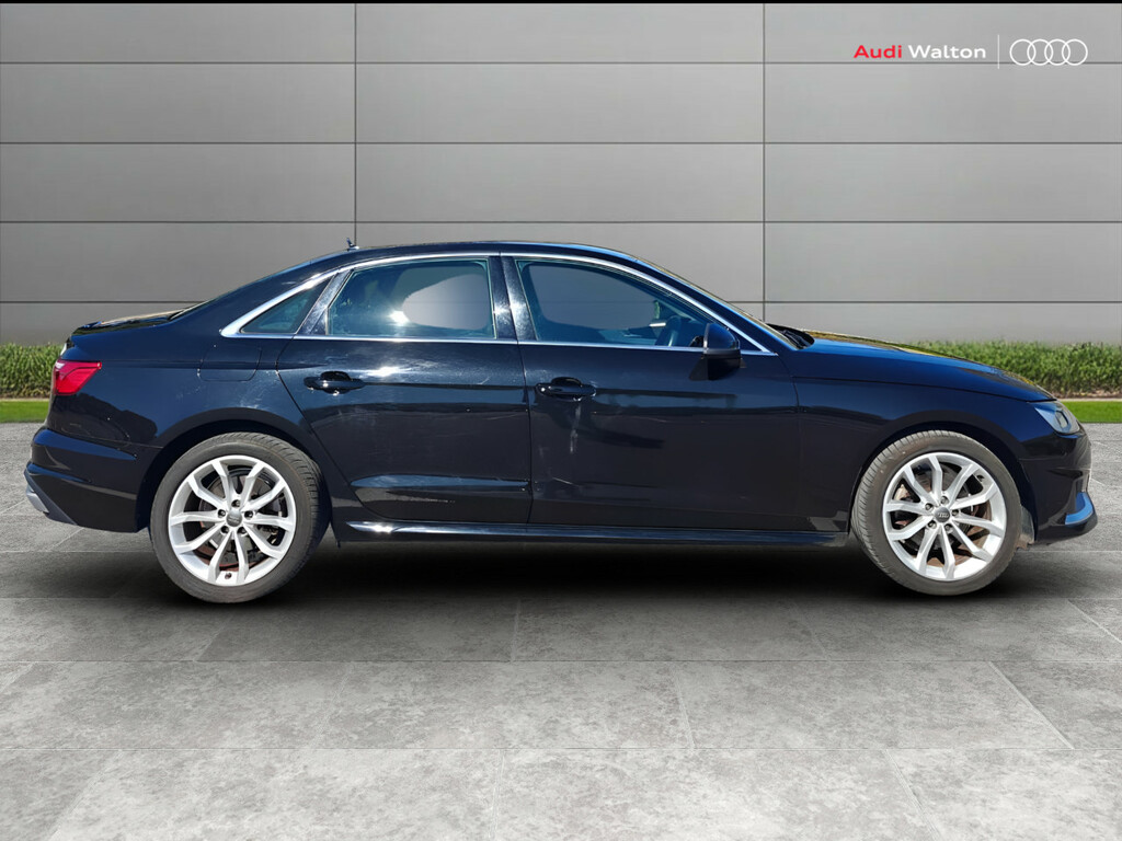 Audi A4 Sport 35 Tfsi 150 Ps S Tronic Black #4