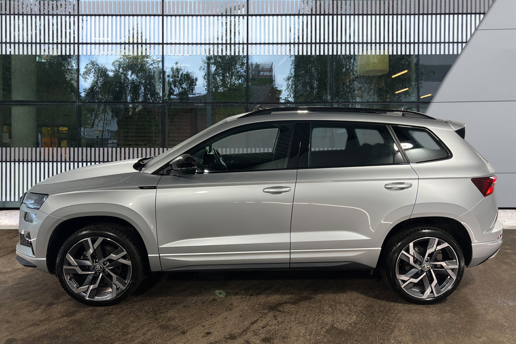 Skoda Karoq 1.5 Tsi Sportline Dsg EU74PGX Silver #6