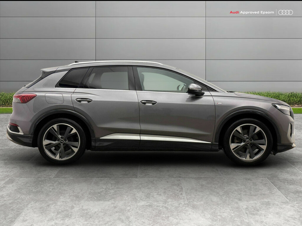 Audi Q4 E Tron 150Kw 40 82Kwh S Line AY23XHF Grey #5