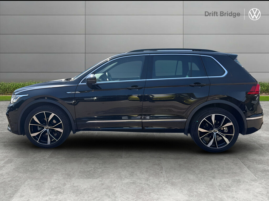 Volkswagen Tiguan 1.5 Tsi 150 R-line Dsg MD73ENX Black #4