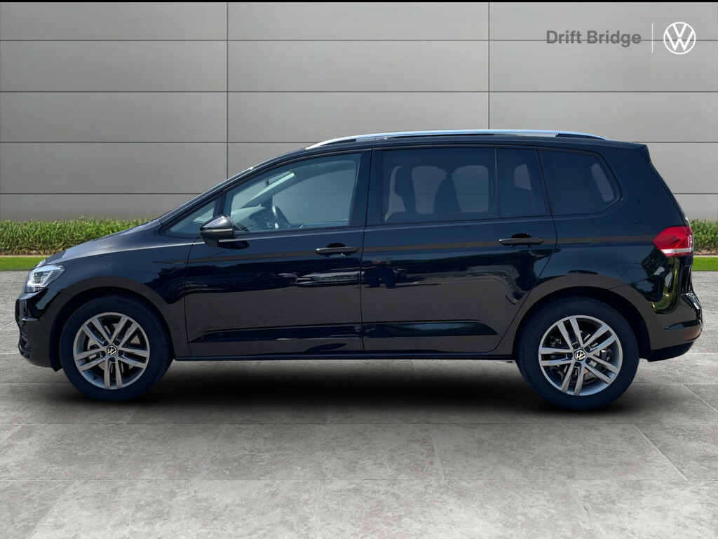 Volkswagen Touran 1.5 Tsi Evo Match Dsg Black #4