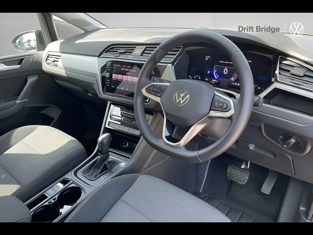 Volkswagen Touran 1.5 Tsi Evo Match Dsg Black #6