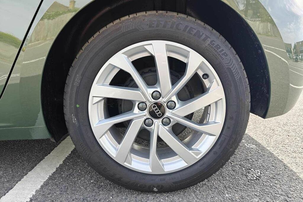 Audi A1 Sport 25 Tfsi 95 Ps S Tronic RE26TRX Green #5
