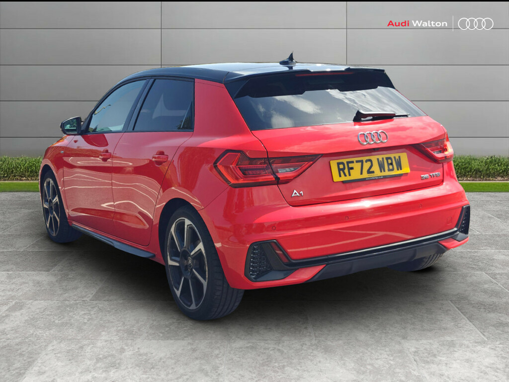 Audi A1 Black Edition 35 Tfsi 150 Ps S Tronic RF72WBW Red #3