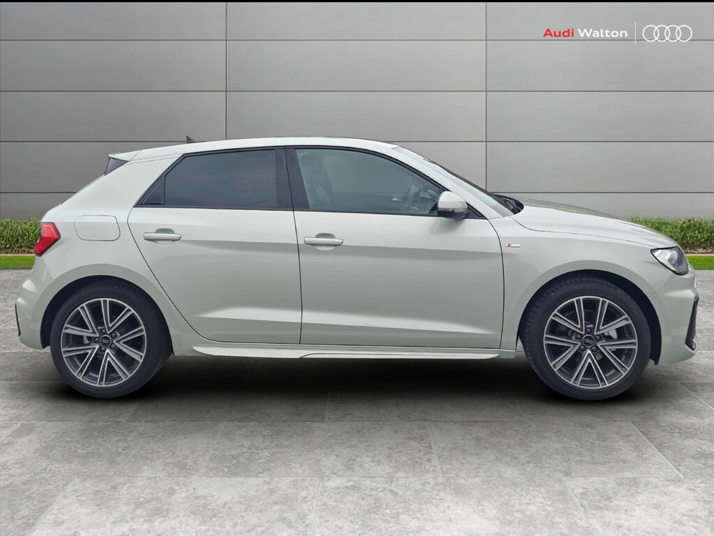 Audi A1 S Line 35 Tfsi 150 Ps S Tronic RK26EEB Silver #4