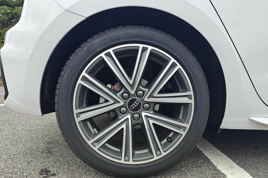 Audi A1 S Line 35 Tfsi 150 Ps S Tronic RK26DZA White #6