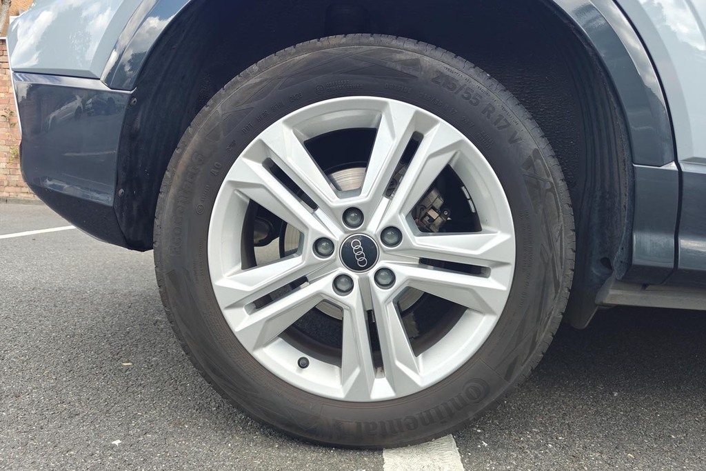 Audi Q2 Sport 30 Tfsi 110 Ps 6-Speed RE73BVV Grey #5