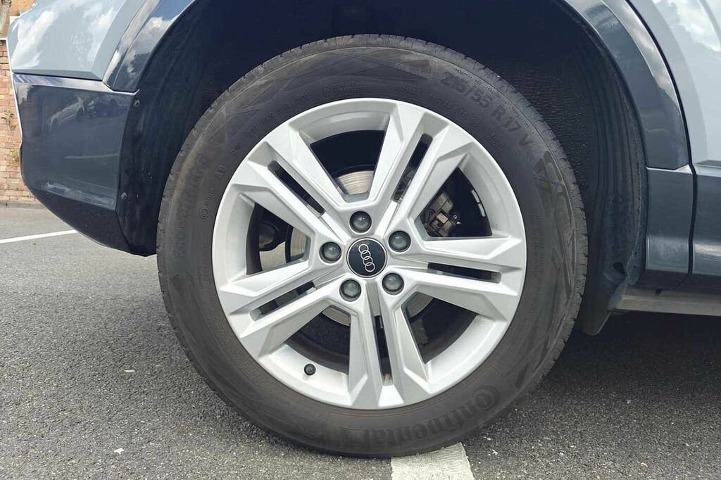 Audi Q2 Sport 30 Tfsi 110 Ps 6-Speed RE73BVV Grey #6