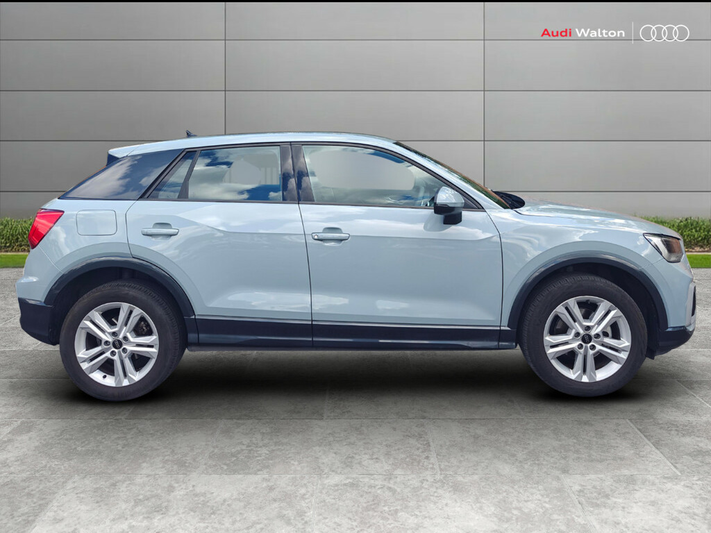 Audi Q2 Sport 30 Tfsi 110 Ps 6-Speed RE73BVV Grey #4