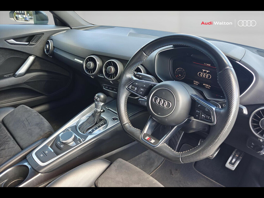 Audi TT Coup- Black Edition 40 Tfsi 197 Ps S Tronic White #4